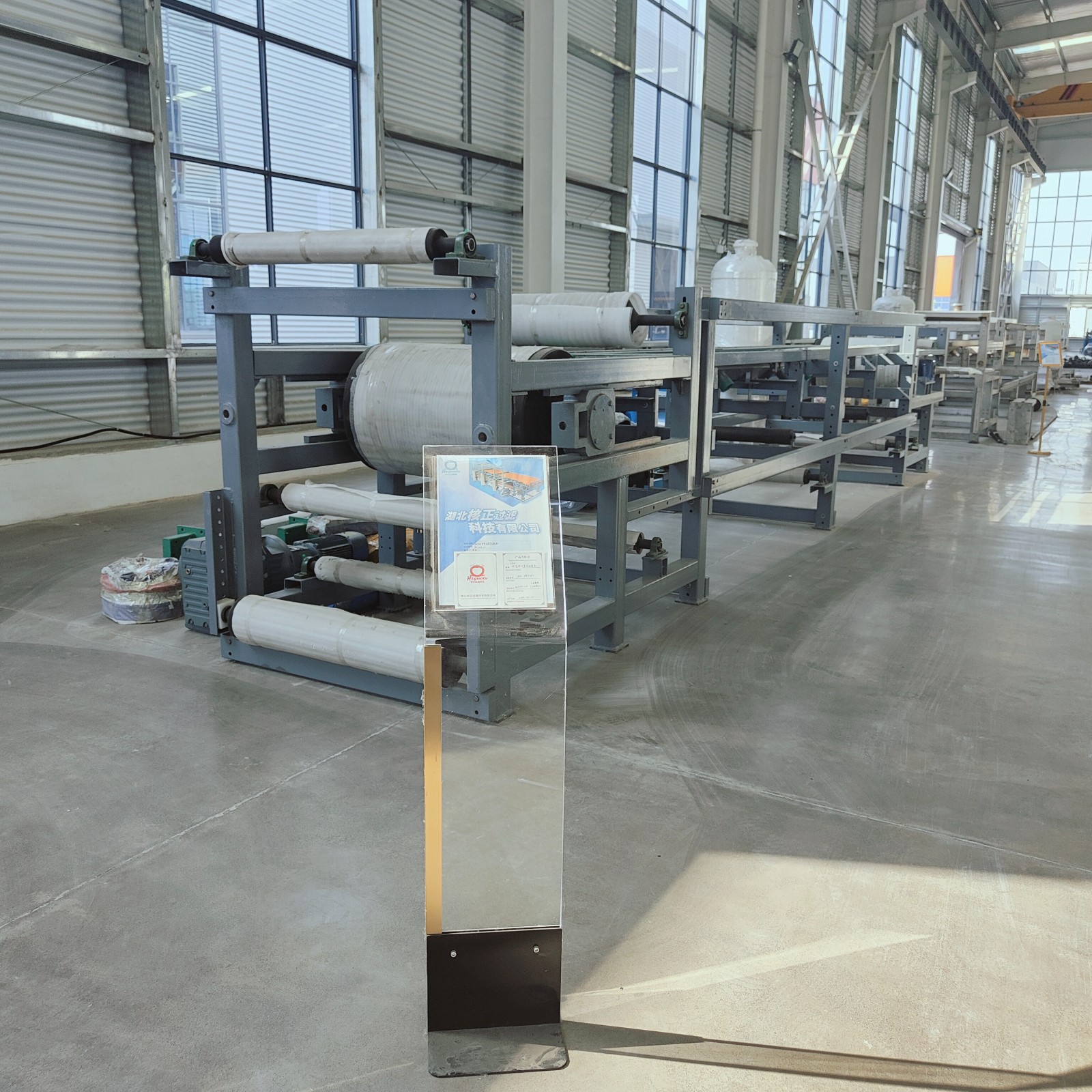 如何提高真空帶式過(guò)濾機(jī)的過(guò)濾效率和生產(chǎn)能力？