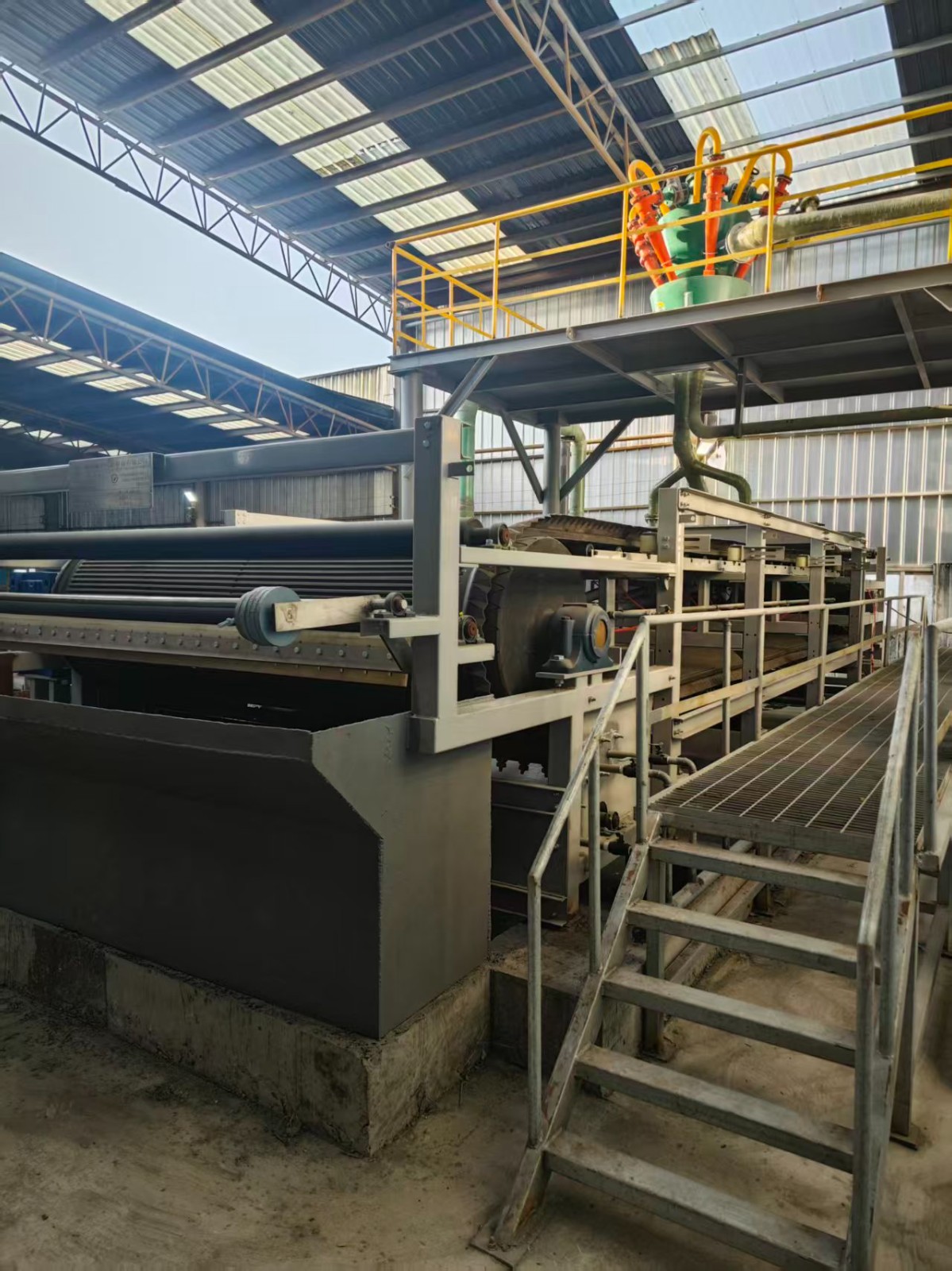 如何降低帶式真空過濾機(jī)設(shè)備的能耗？